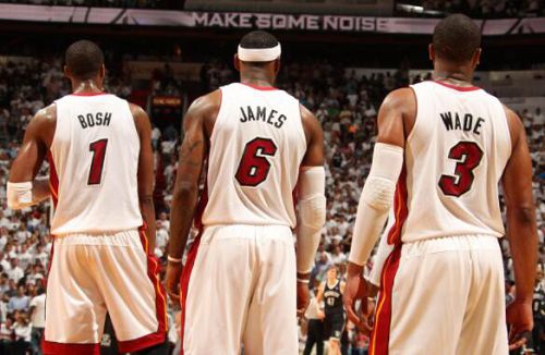  NBA战报：独行侠力克火箭，浓眉首秀惊艳却伤退