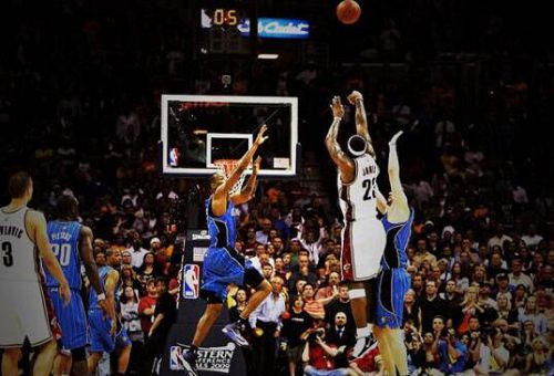  NBA各队史最佳与人气球星盘点：传奇与时代的碰撞