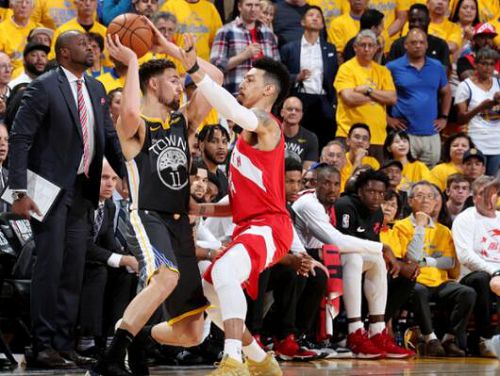 NBA历史上的传奇状元秀：从比尔·拉塞尔到锡安·威廉森